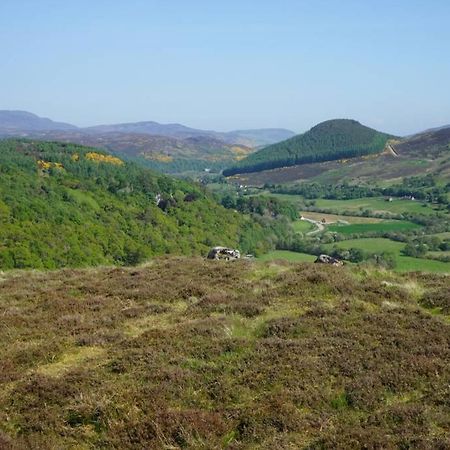 Jock'S Cottage On The Blarich Estate Rogart Экстерьер фото