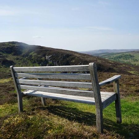 Jock'S Cottage On The Blarich Estate Rogart Экстерьер фото